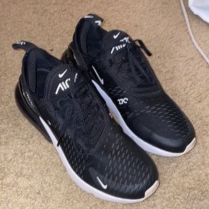 WOMEN'S NIKE AIR MAX 270 CASUAL SHOES